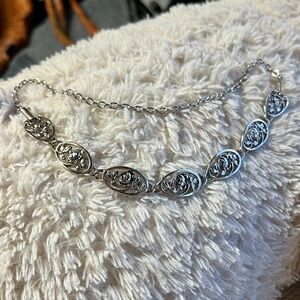 Vtg Avon Rose Necklace/Bracelet